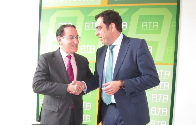 González y Amor sellan su acuerdo