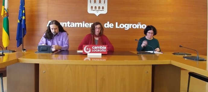 La moción irá al próximo pleno