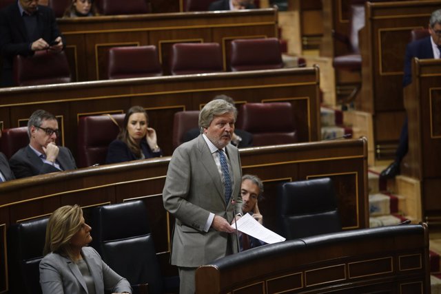 Iñigo Méndez de Vigo en la sesión de control al Gobierno en el Congreso