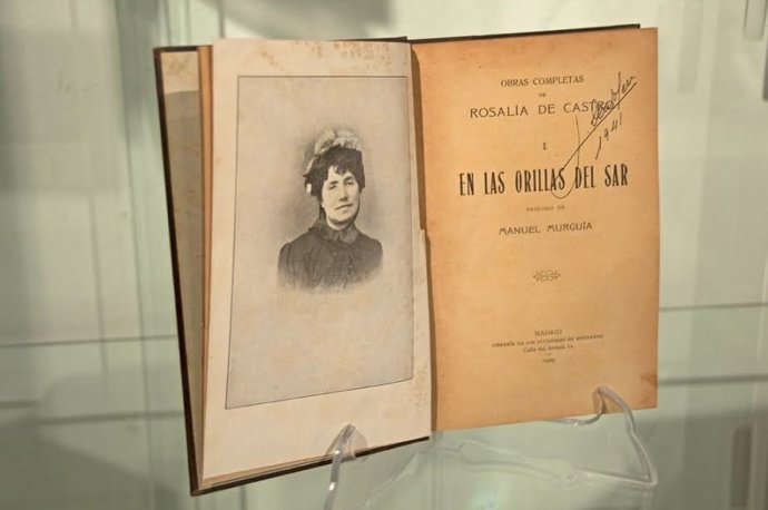 Exposición de libros de mujeres que se puede ver en Cáceres
