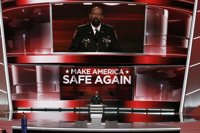 Trump se reunirá con el sheriff ultraconservador David Clarke, candidato al Departamento de Seguridad Interior