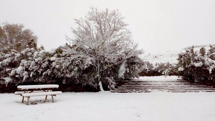 La nieve llega al Valle del Jerte