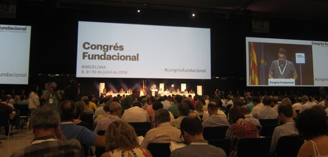 Congreso fundacional de la nueva CDC en Barcelona