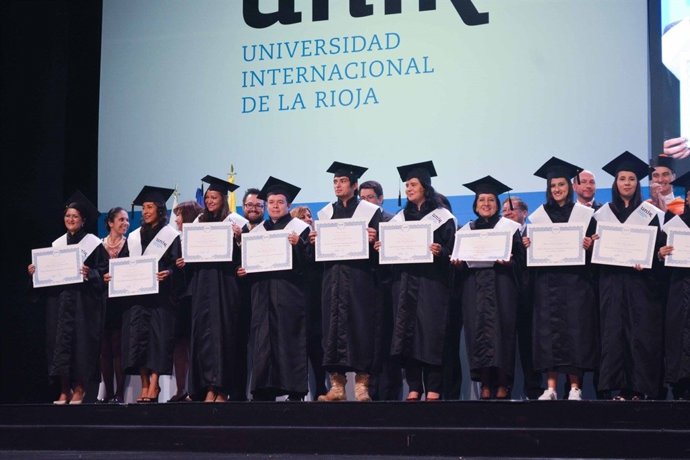 Graduación UNIR en Colombia