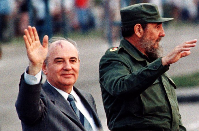 Fidel Castro y Mijail Gorbachov
