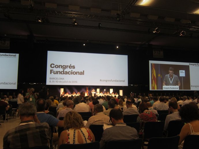 Congreso fundacional de la nueva CDC en Barcelona