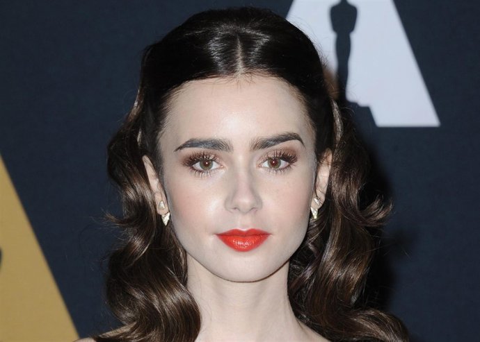 Lily Collins