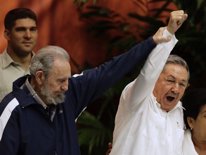 Fidel y Raul 