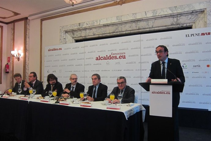 Ferran Bel, Sixte Cambra, Ricard Font, Ferran Tarradellas, Ramon Torra, Àngel Ro