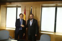 El PP y C's se enzarzan por el pacto anticorrupción que firmaron y cuándo hay que apartar a un político