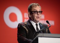 Elton John desmiente que vaya a actuar en la investidura de Donald Trump