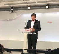 Javier Fernández asegura que "ahora mismo" no se plantea "ningún cambio" en la Gestora del PSdeG