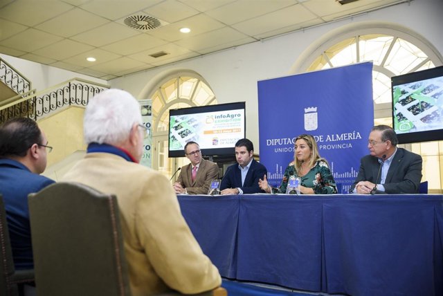 La Feria 'Infoagro Exhibition' se centra en productor y agricultura ecológica.