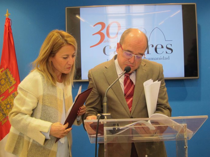Elena Nevado y Valentín Pacheco, alcaldesa y teniente alcalde de Cáceres