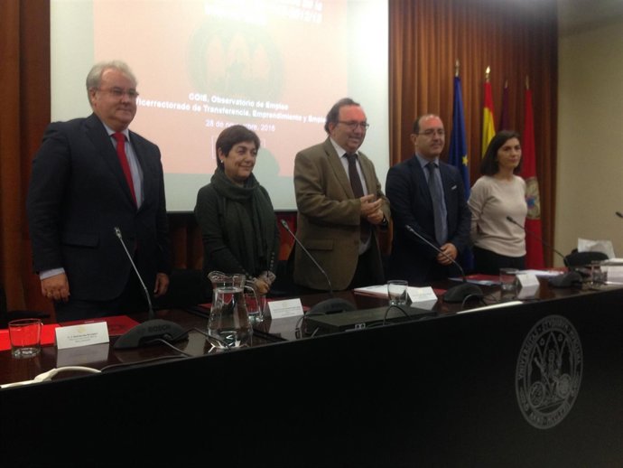 Bastida, Tomás, Orihuela, Monzó y García en la presentación de estudio de la UMU