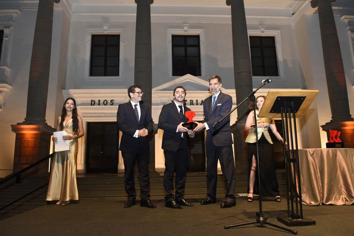 Jordi Roca premiado en Perú