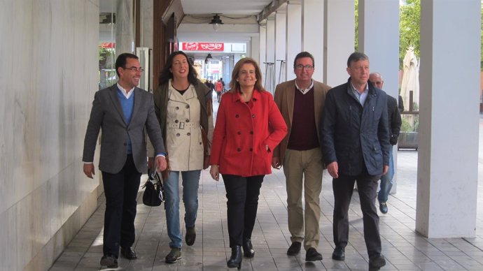 La ministra de Empleo, Fátima Báñez, en Huelva.