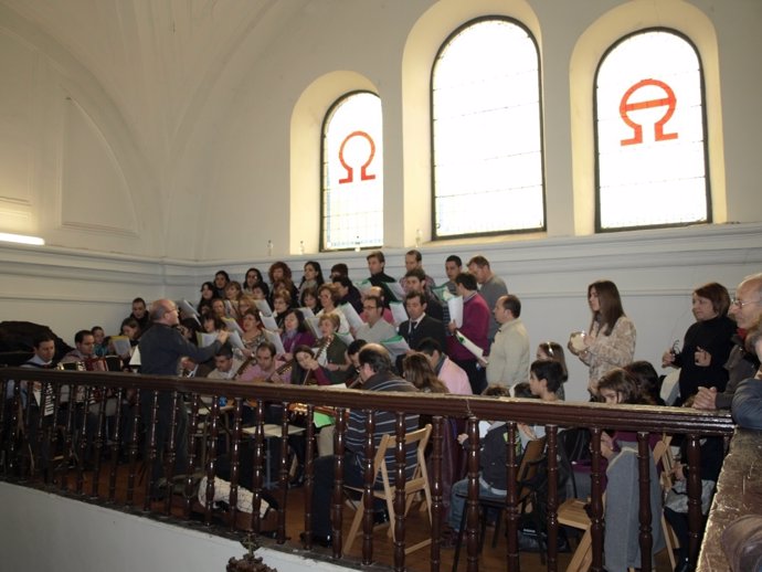 Coro de Navidad interpreta la Misa Pastorela