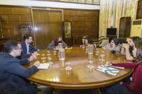 El Ayuntamiento y AUZSA mejorarán la accesibilidad de los autobuses