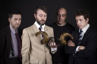 El onubense Font García llega a Huelva con la obra 'Desde aquí veo sucia la plaza'