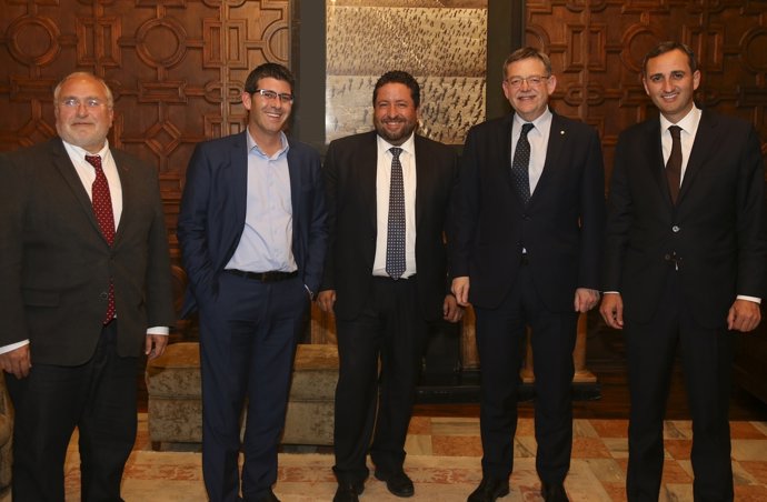 Ximo Puig y Antonio Such con los presidentes de las diputaciones