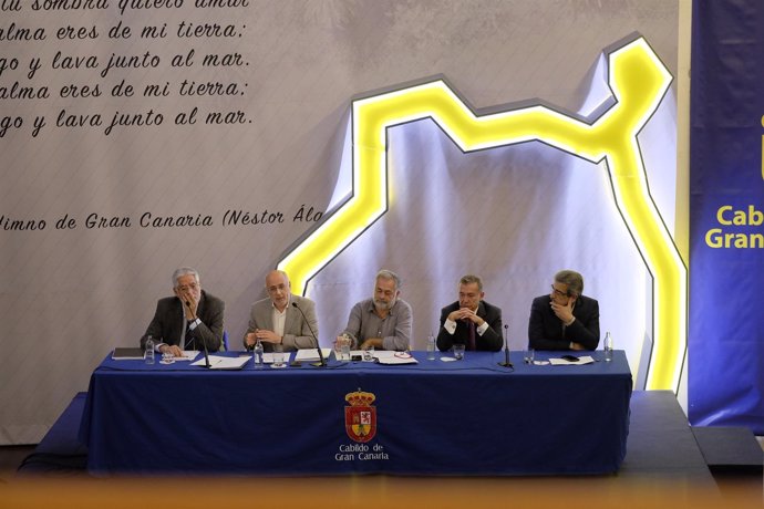 Las Palmas De Gran Canaria. 28/11/16.   El Cabildo De Gran Canaria Acoge El Colo