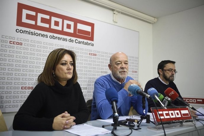 Javier González, del sector público de CCOO, en rueda de prensa 
