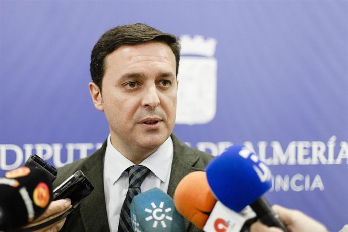 Javier Aureliano García critica la actitud del PSOE con Galasa.