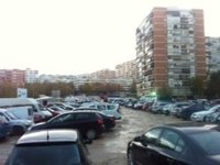 Hallan a dos hermanos muertos en una furgoneta intoxicados por una estufa