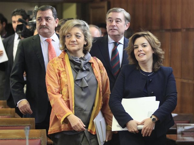 Soraya Saénz De Santamaría En El Senado