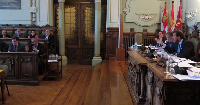 El alcalde de Valladolid interviene en el Pleno muinicipal