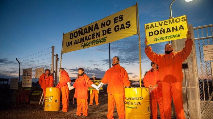 Acción en Doñana contra el proyecto de Gas Natural Fenosa  29/11/2016, Doñana, H