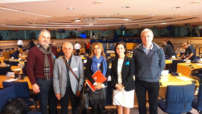 Afectados por Parques naturales visitan Bruselas