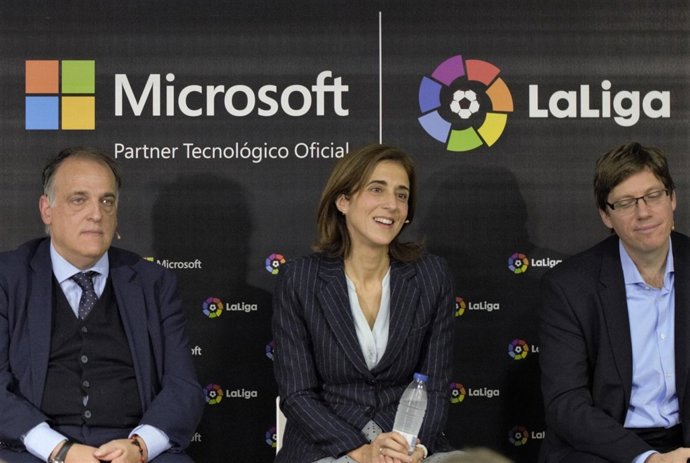 Pilar Lopez, Sebastian Lancestremére y Javier Tebas