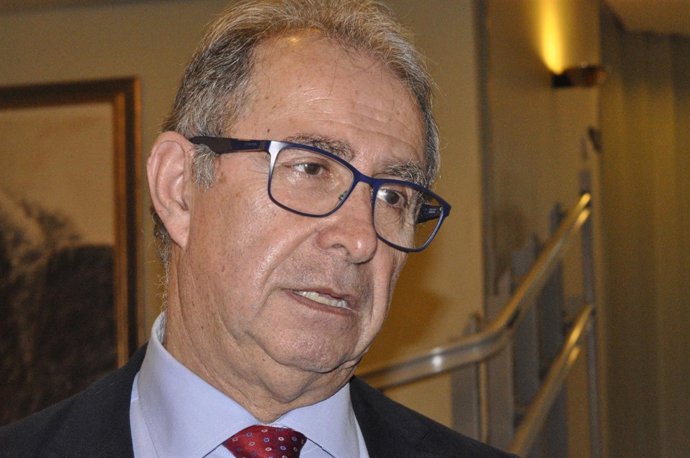 El consejero de Hacienda del Gobierno de Aragón, Fernando Gimeno