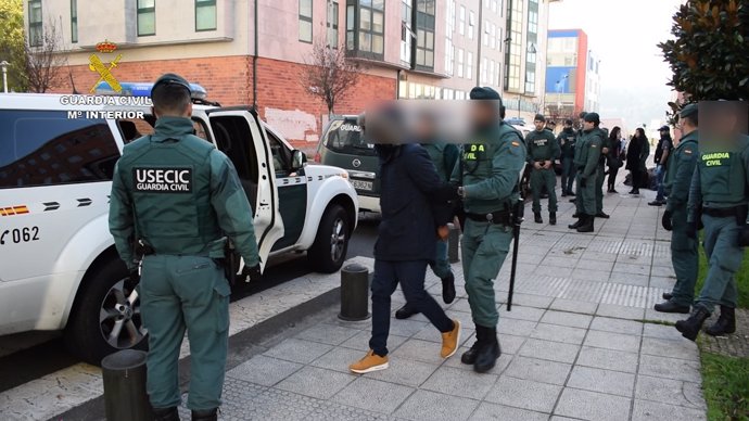 Operación Sierra de Hierro con detenidos en Santiago y Lugo.