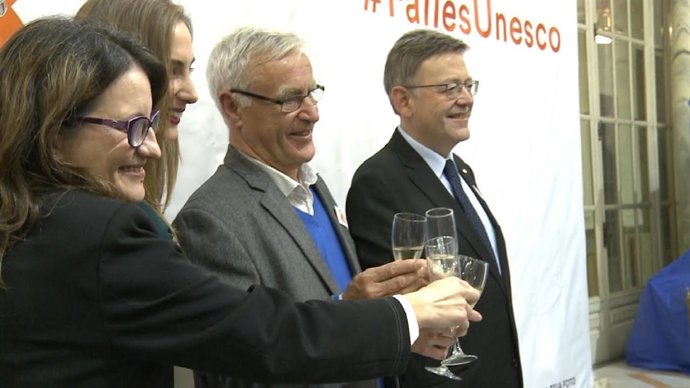 Brindis para celebrar las #FallasUNESCO