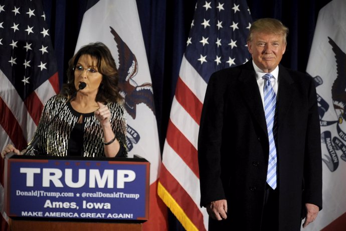 Sarah Palin y Donald Trump en un acto de campaña