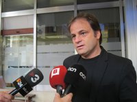 Barcelona pide al Govern reconsiderar su petición de cárcel a activistas por un desahucio