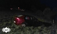 Dos personas heridas leves al salirse su coche de la vía en Pravia