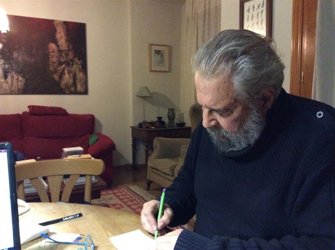 El escritor zamorano Tomás Salvador. 