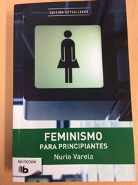 Podemos entrega a Cifuentes el libro 'Feminismo para principiantes'