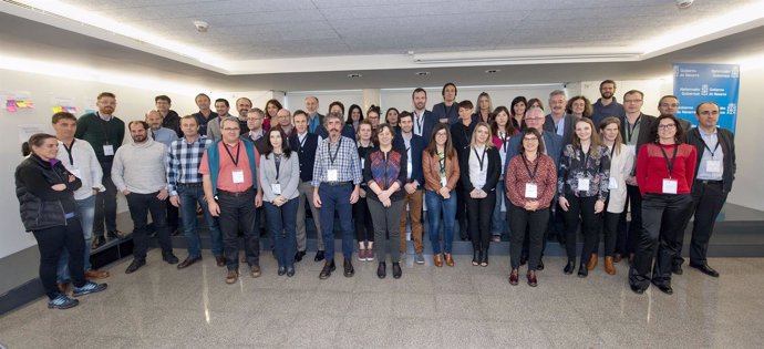 Elizalde junto a los participantes en las jornadas