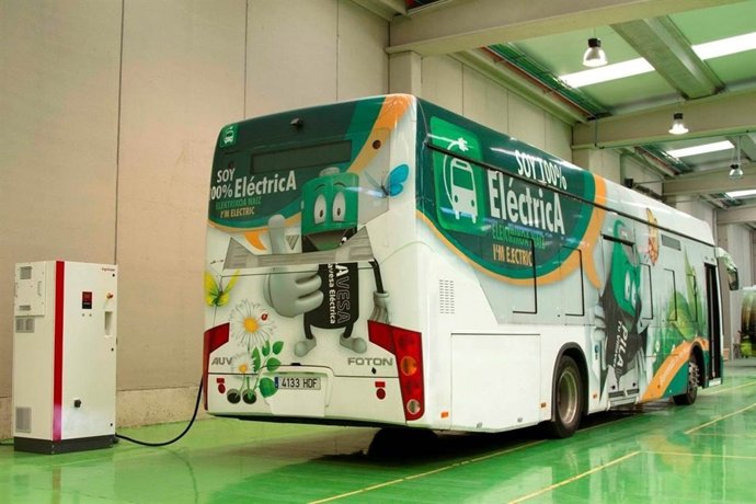 Cargador de autobús eléctrico