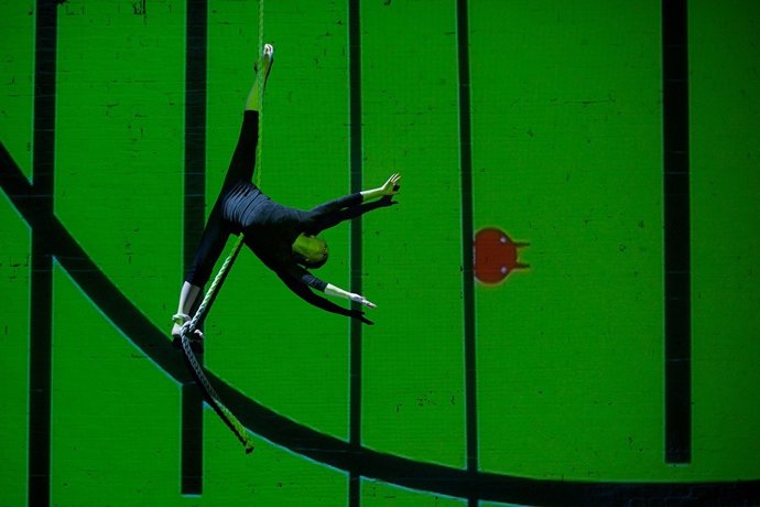 Previa Y Foto: Mesa Redonda Y Clausura Del Ciclo 'En La Cuerda Floja' Con Los Fi