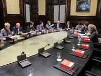 El Parlament tumba los recursos de PSC, C's y PP y tramita las cuentas del referéndum