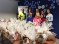 El personal de las empresas TIC Dingus y Etooltech destina su recaudación navideña a Aspace Baleares