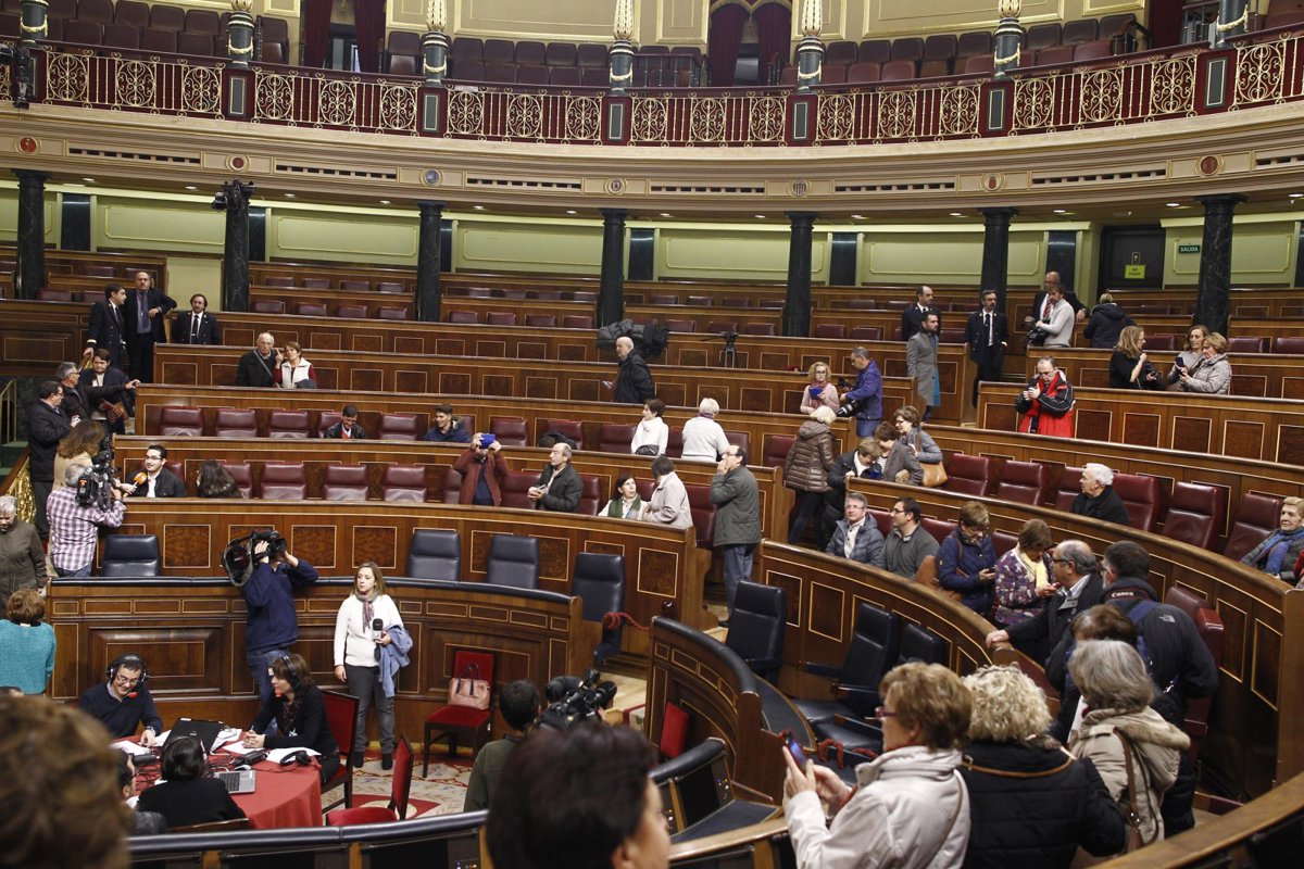 El Congreso abre sus puertas con retraso por problemas con la Puerta de ...
