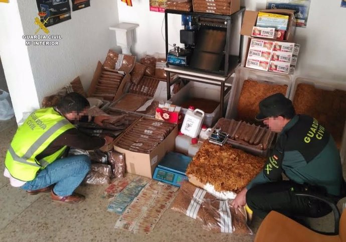 Fábrica de tabaco clandestina en Huelva.
