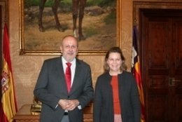 Ensenyat recibe a Maria Salom